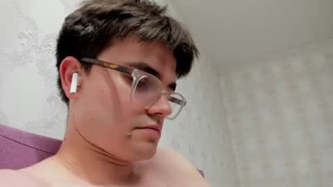 Hey there Im Jame online show from 28, 7, 2026