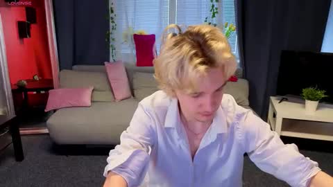 Snapshot of jamemiller chatting on 5, 3, 2026 JameMiller online show from 5, 3, 2026