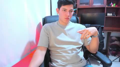 james_cr online show from 5, 2, 2025