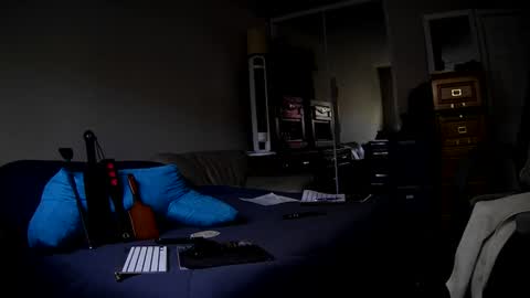 James Bondage online show from 10, 7, 2026