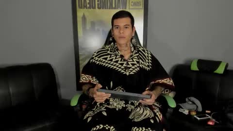 Jamesinked  online show from 16, 2, 2025