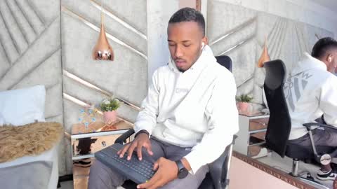 James  online show from 10, 1, 2025