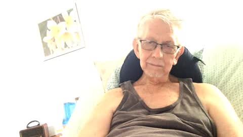 Snapshot of jamestheolder2 chatting on 21, 9, 2025 james age 75 online show from 21, 9, 2025