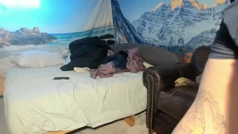 OF - Jamiejordans online show from 20, 2, 2025