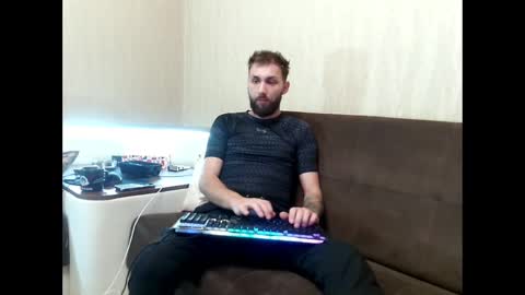 Snapshot of jamienoxus chatting on 16, 2, 2025 Robbie online show from 16, 2, 2025