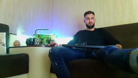 Snapshot of jamienoxus chatting on 5, 3, 2025 Robbie online show from 5, 3, 2025