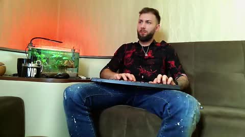 Snapshot of jamienoxus chatting on 10, 3, 2025 Robbie online show from 10, 3, 2025