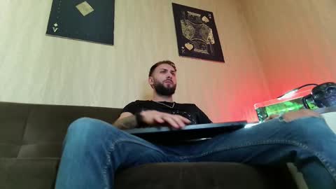 Snapshot of jamienoxus chatting on 12, 3, 2025 Robbie online show from 12, 3, 2025