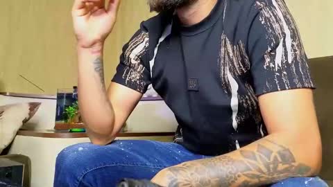 Snapshot of jamienoxus chatting on 16, 9, 2025 Robbie online show from 16, 9, 2025