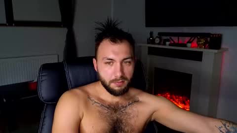 Snapshot of jamienoxus chatting on 2, 12, 2025 Robbie online show from 2, 12, 2025