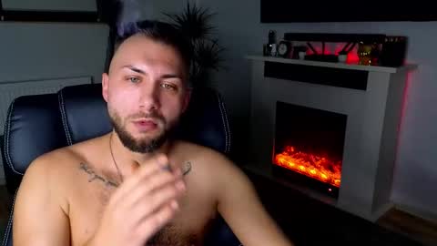 Snapshot of jamienoxus chatting on 5, 12, 2025 Robbie online show from 5, 12, 2025