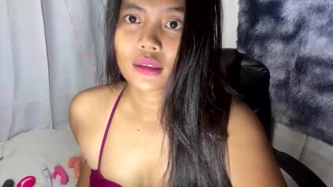 Snapshot of jane186864 chatting on 8, 3, 2026 layslutty online show from 8, 3, 2026