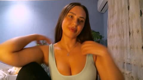 Snapshot of jane_bloempje chatting on 23, 12, 2025 Jane and sheron online show from 23, 12, 2025