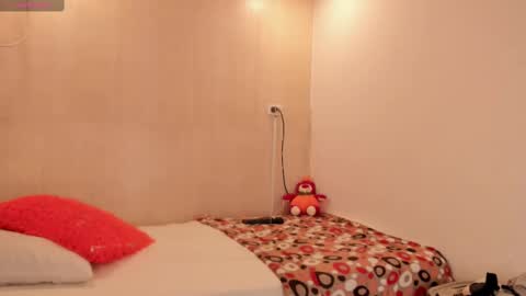 Jane  M online show from 14, 9, 2025