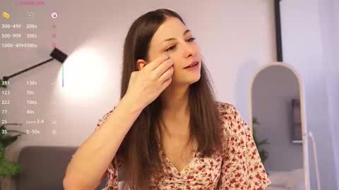 Jennifer  online show from 26, 2, 2025