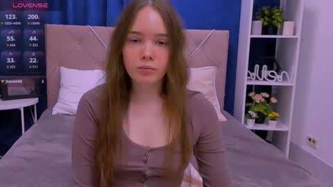 Snapshot of janenichols chatting on 1, 2, 2026 Jane online show from 1, 2, 2026