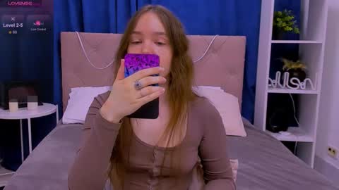 Snapshot of janenichols chatting on 4, 3, 2026 Jane online show from 4, 3, 2026