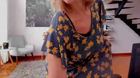 JANE TURNER MILF online show from 19, 11, 2025