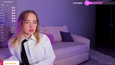 Snapshot of janice_sweet chatting on 10, 2, 2025 Janice online show from 10, 2, 2025