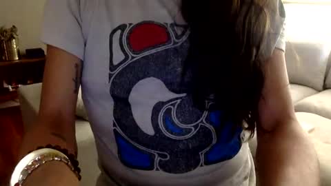 Snapshot of janicepepper chatting on 8, 10, 2025 janicepepper online show from 8, 10, 2025