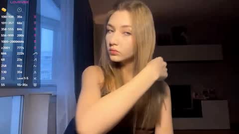 Snapshot of janitamunerlyn chatting on 19, 12, 2025 Stacy online show from 19, 12, 2025