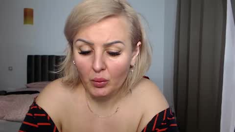 jaqueline88 online show from 7, 3, 2025