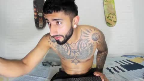 jaryandnick_smith online show from 5, 7, 2026