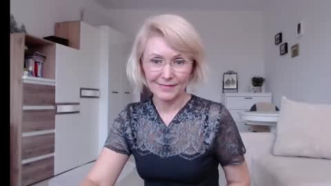 Snapshot of jasmin18v chatting on 15, 1, 2025 Jasmin room for people 40 online show from 15, 1, 2025