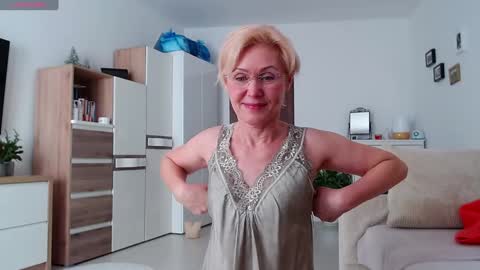 Snapshot of jasmin18v chatting on 18, 1, 2026 Jasmin room for people 40 online show from 18, 1, 2026