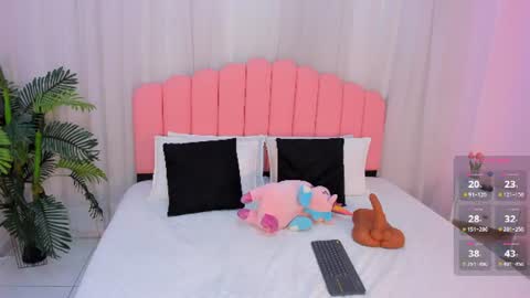 Snapshot of jasmin_evano29 chatting on 19, 6, 2026 online show from 19, 6, 2026