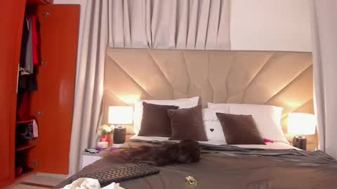 jasmin_melons online show from 5, 2, 2026