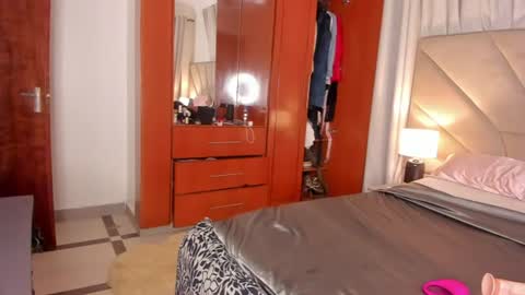 jasmin_melons online show from 28, 6, 2026