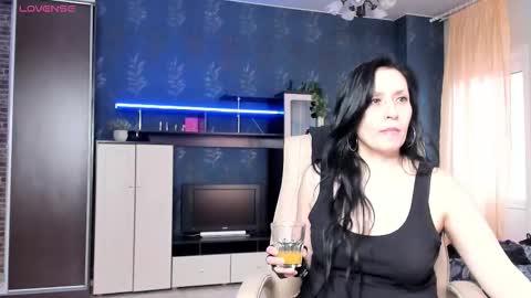 Snapshot of jasmin_milf chatting on 21, 3, 2026 jasmin_milf online show from 21, 3, 2026