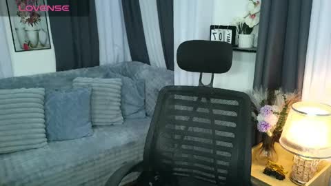 Jasmine Brandy online show from 7, 5, 2026