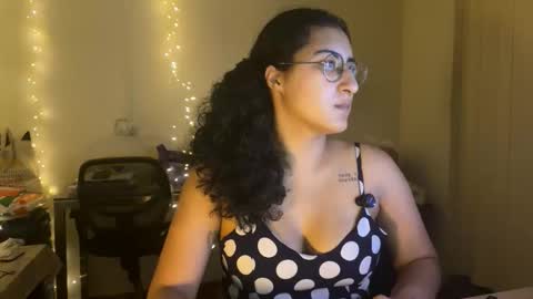 Snapshot of jasmineprincess_ chatting on 11, 5, 2026 Jasmine online show from 11, 5, 2026