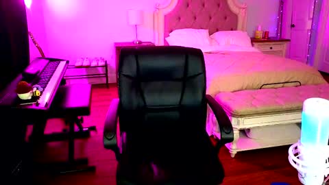 Jasmine Winters online show from 7, 2, 2026