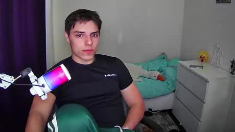 javi online show from 2, 11, 2025