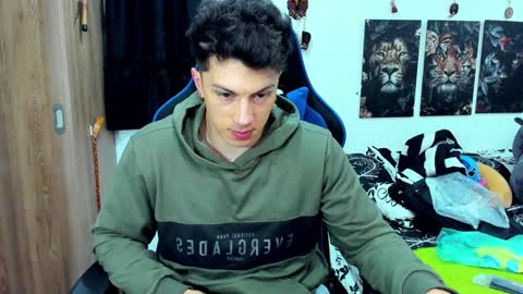 Snapshot of javiersexymann chatting on 10, 12, 2024 Javier online show from 10, 12, 2024