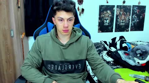 Snapshot of javiersexymann chatting on 10, 12, 2024 Javier online show from 10, 12, 2024