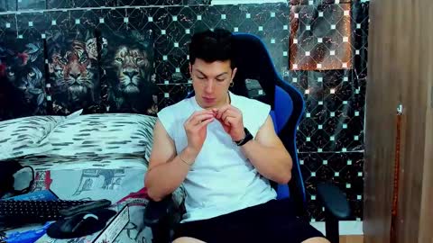 Snapshot of javiersexymann chatting on 3, 3, 2026 Javier online show from 3, 3, 2026