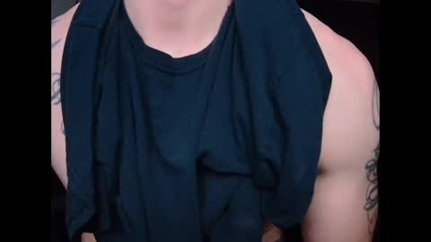 Snapshot of jaxjohnson12 chatting on 6, 11, 2025 jaxjohnson12 online show from 6, 11, 2025