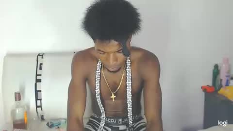 Snapshot of jaycolinss chatting on 6, 2, 2025 jaycollins online show from 6, 2, 2025