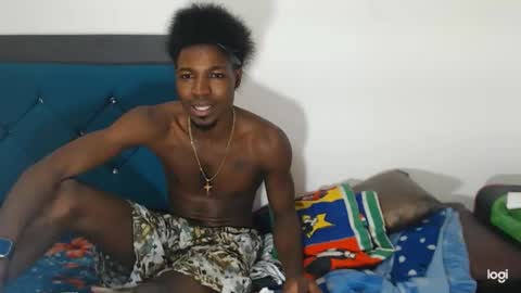 Snapshot of jaycolinss chatting on 20, 2, 2025 jaycollins online show from 20, 2, 2025