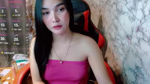 Jayda Khalifa  online show from 11, 9, 2025