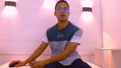 Jayden Morris online show from 3, 11, 2025