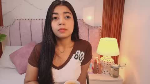 Jazmin online show from 7, 11, 2025