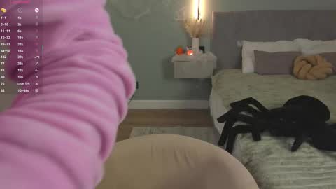 Snapshot of jazminenakano chatting on 31, 10, 2025 Mira the personal mirage D online show from 31, 10, 2025