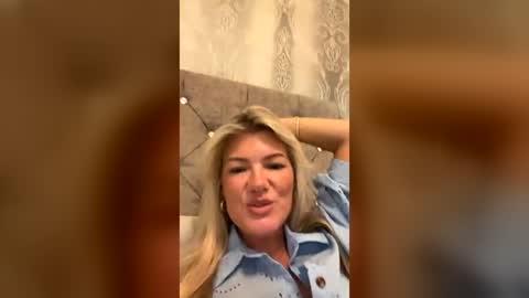 jazzypink86 online show from 15, 7, 2026