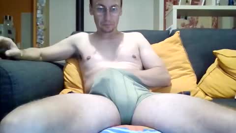 Snapshot of jbcascadess chatting on 28, 11, 2025 jbcascadess online show from 28, 11, 2025