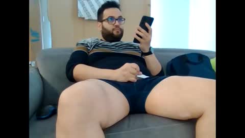 Snapshot of jbon23 chatting on 13, 12, 2024 Josbon23 online show from 13, 12, 2024